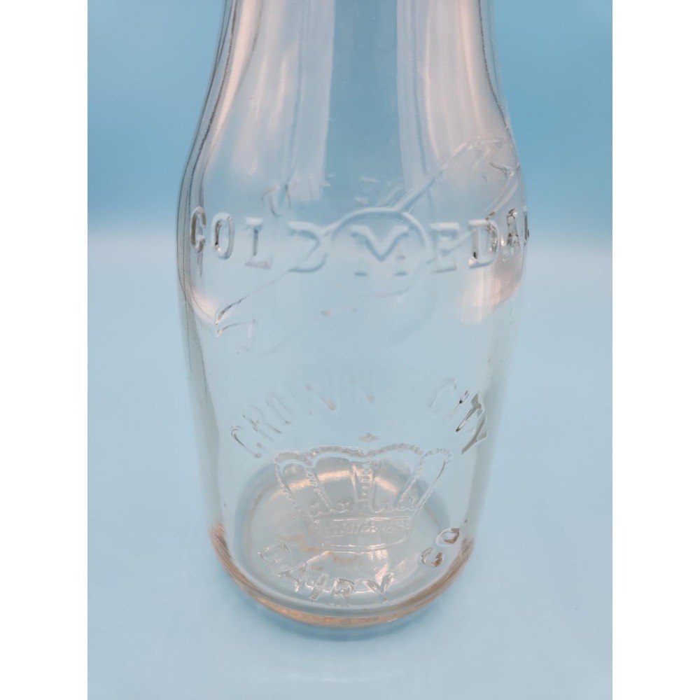 Vintage Crown City Dairy Co. Gold Metal One Pint Milk Glass